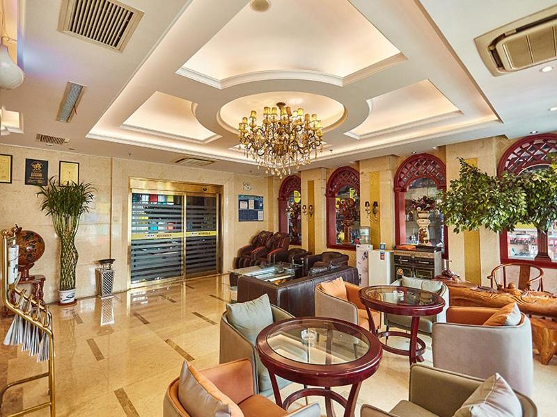 Vienna Hotel Nanyang People Road Екстериор снимка